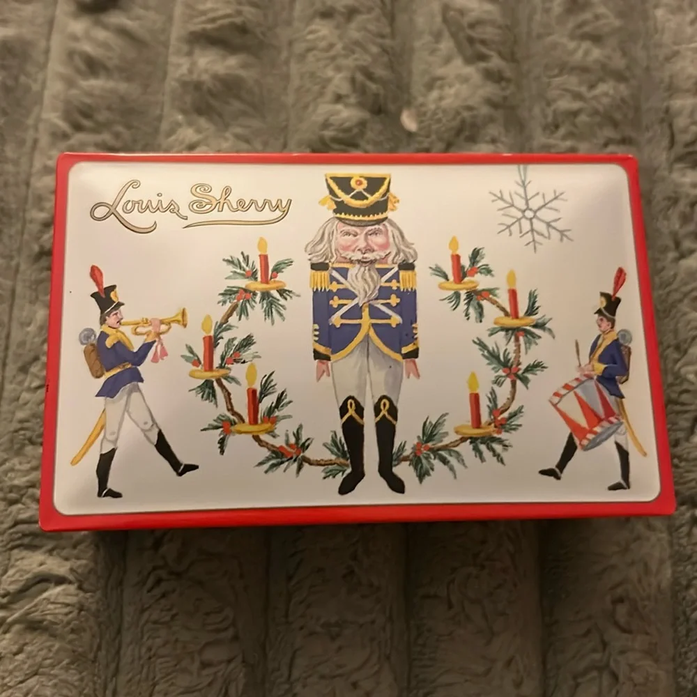Louis Sherry Nutcracker Candy Trinket Jewelry Tin 🍭 Excellent Condition 🍫 - Picture 1 of 11